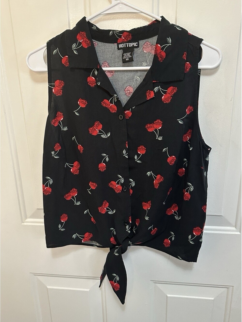 HOT TOPIC Women's Cherry Skull Front Tie Top Size M